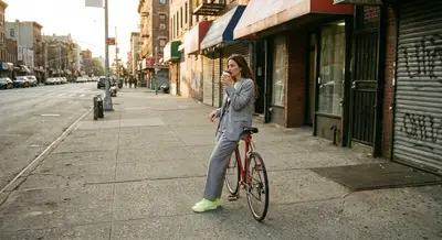 Quiet Bold: The New Fashion Energy Redefining Everyday Style