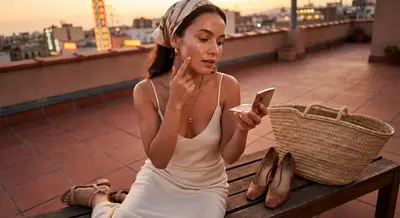 Glow & Go: 7 Effortless Beauty Tips That Make Every Outfit Look Designer